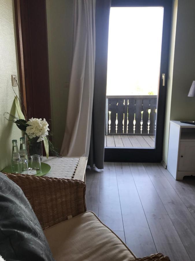 Landhotel Linden Am Venekotensee Niederkrüchten Exteriör bild